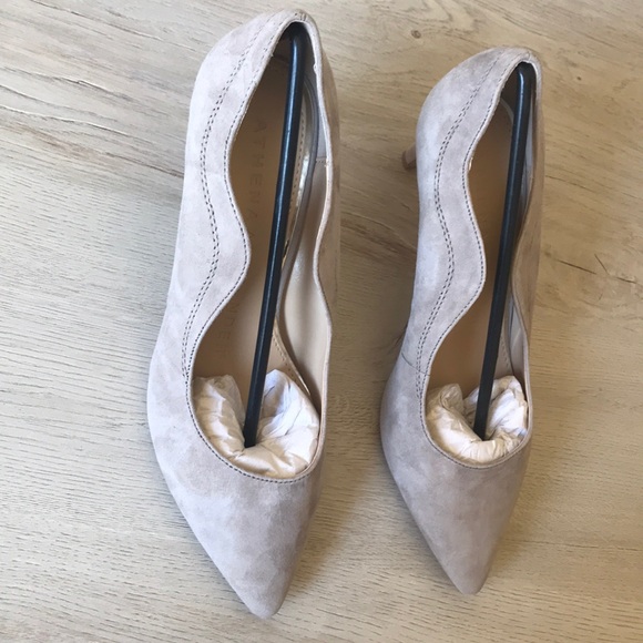 NWOT Athena Alexander Suede Pumps - Picture 7 of 7